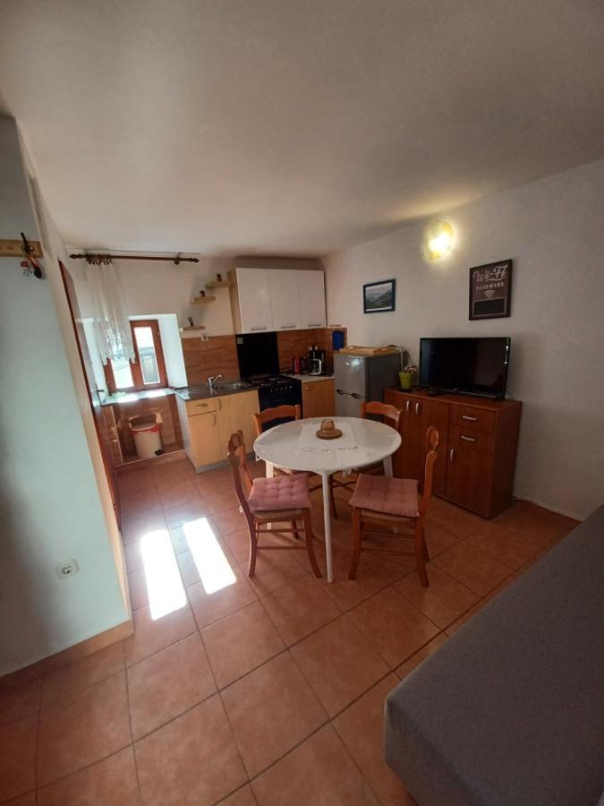 Apartment Mondo Baska  Exterior photo